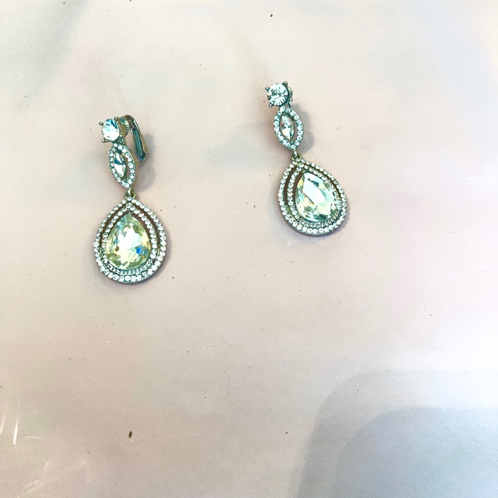 🌈Tear Drop Earrings